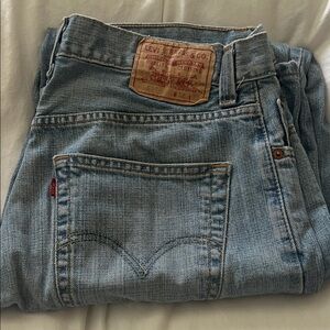 Levi's Men's Light Wash 569 loose straight Leg Jeans